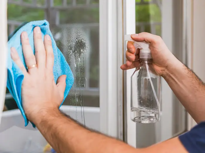 Deep Cleaning Window